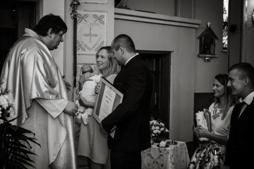 konwalijka_fotografia dziecieca_reportaz_chrzest_sanok_dzieci_rodzina20