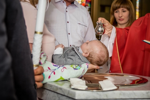 konwalijka_fotografia dziecieca_reportaz_chrzest_sanok_dzieci_rodzina30
